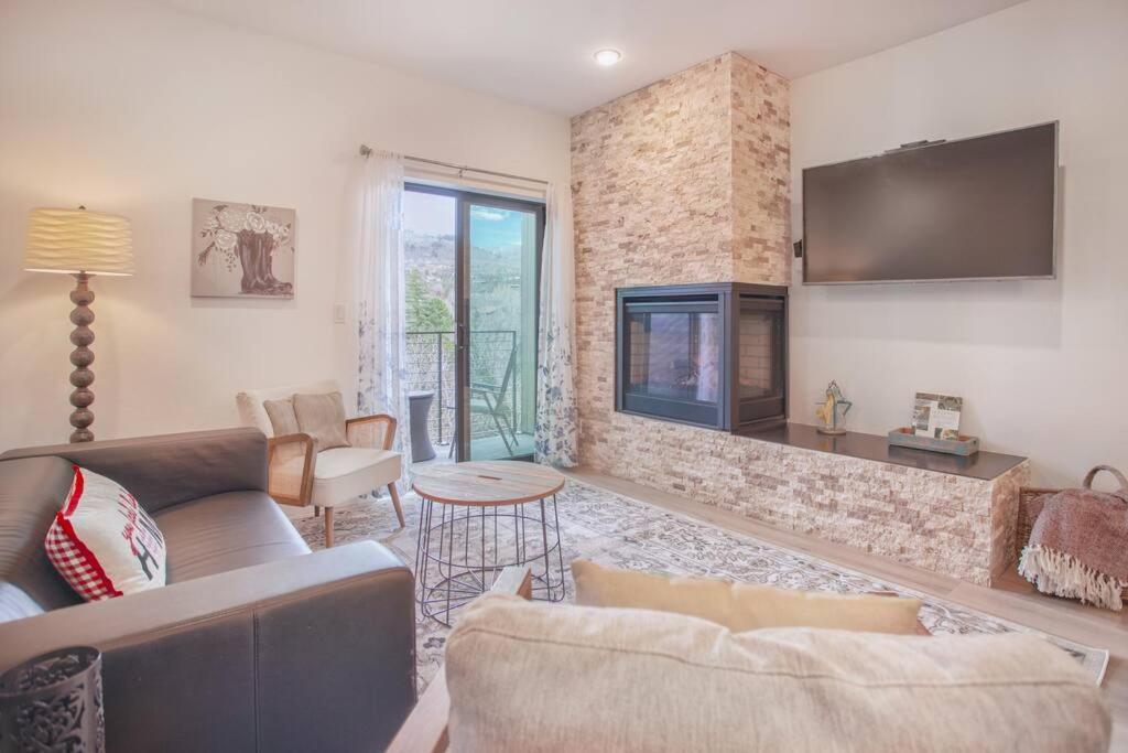 Cozy- Mountain Style - River View Apartment - Colorado 실버스론 외부 사진